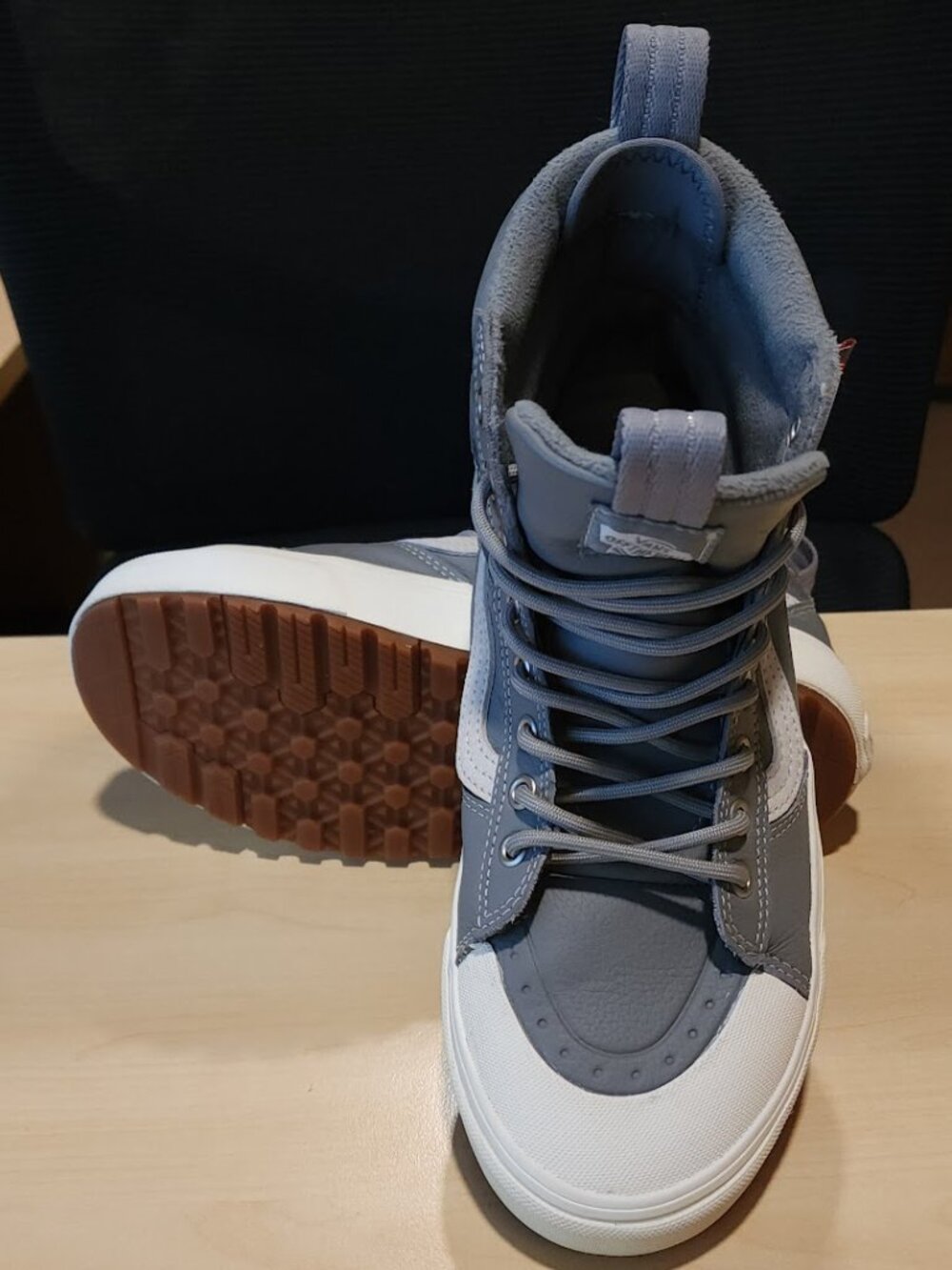 Vans Sk8-Hi MTE Men's 8 Women's 9.5